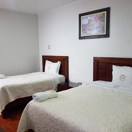 Hostal Luz De Luna Atico Bagian luar foto